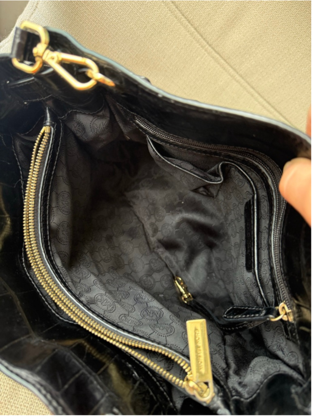 Women's Michael Kors Black Croc-Embossed Satchel One Size - Picture 7 of 8